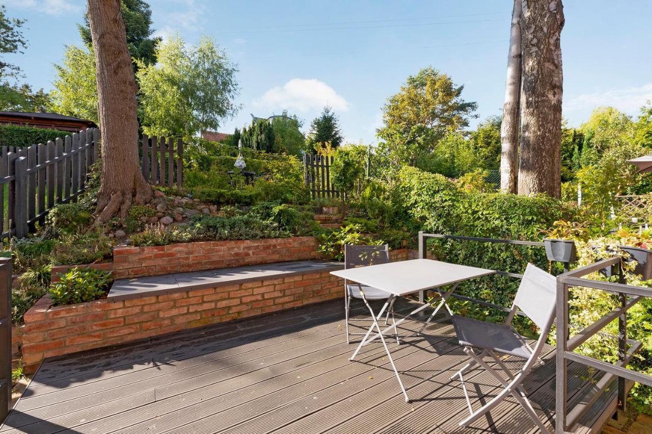 Grand - Entry - With Garden In Apartament *